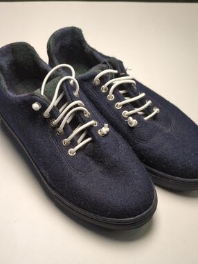 Baabuk Classic Wooler Navy White Shoelaces - EU36